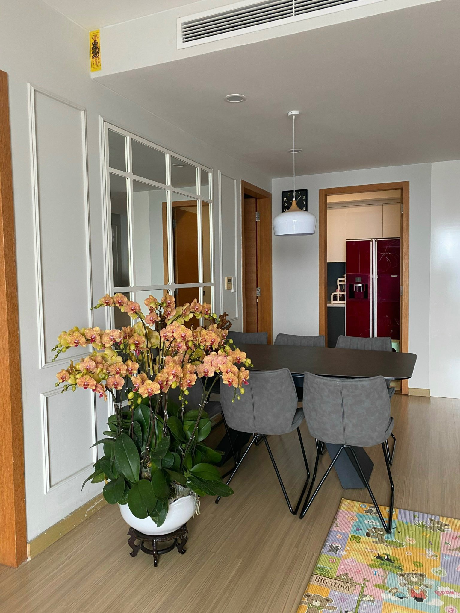 cho thuê căn hộ chung cư 165 thái hà,70m2,2pn,full đồ mới,14tr/tháng LH:0971440890 1022388