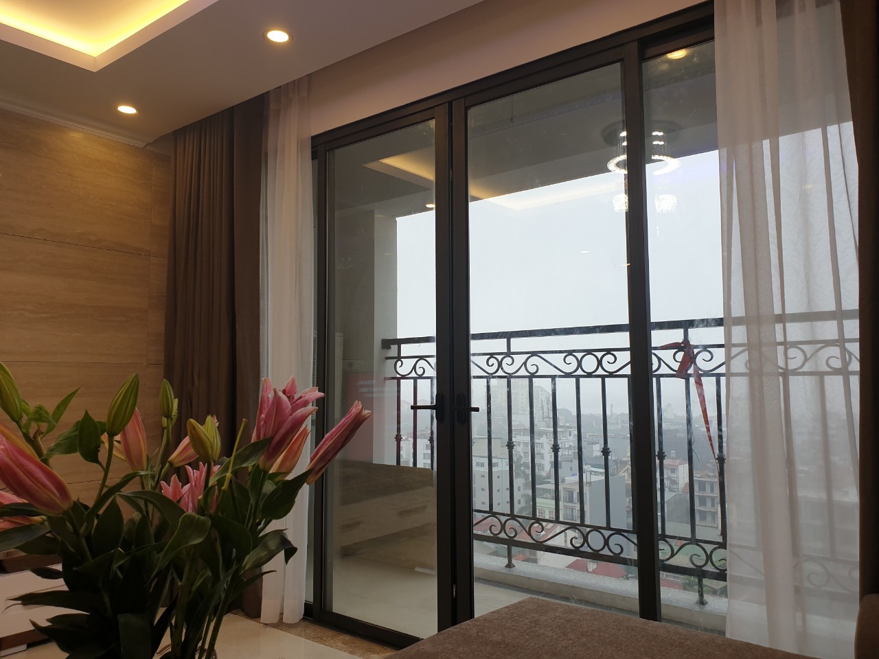 Cho thuê căn hộ 3 ngủ diện tích 110m2 dự án Tân Hoàng Minh - Quảng An, nội thất cao cấp, giá 35tr/tháng
 1024134