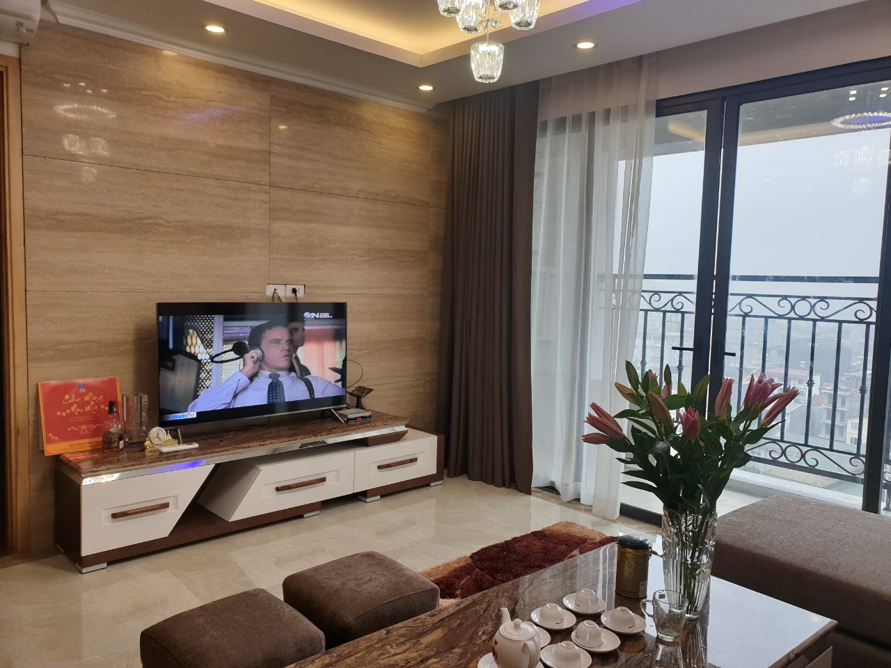 Cho thuê căn hộ 2 ngủ diện tích 88m2 dự án Tân Hoàng Minh - Quảng An, nội thất cao cấp, giá 1000$
 1024650