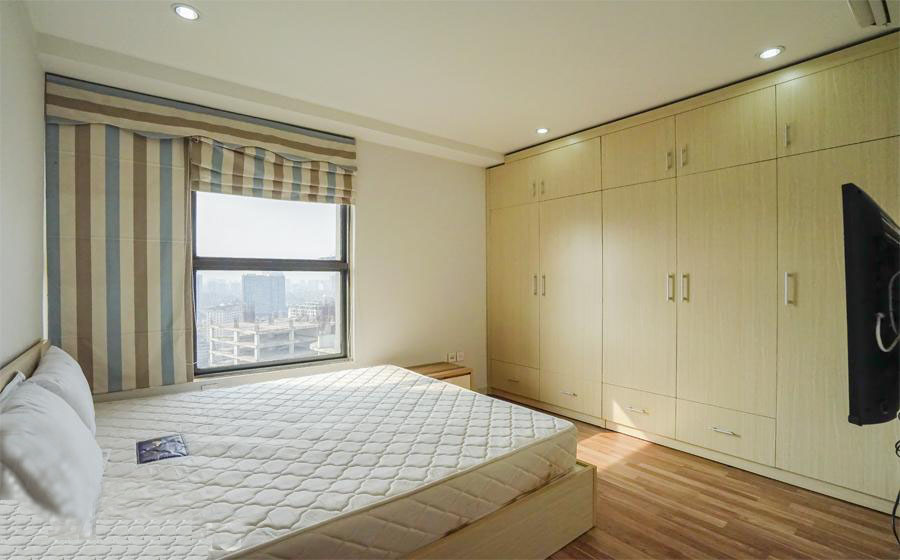 Cho thuê căn hộ chung cư 2 phòng ngủ Central Field 219 Trung Kính full đồ nhà siêu thoáng  1026467