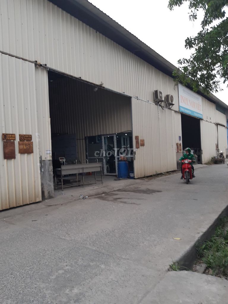 Cho thuê nhà xưởng khu vực Km14, Quốc lộ 1A, Xã Ngọc Hồi, Thanh Trì, Hà Nội. Liên hệ Mr Huy 1028759