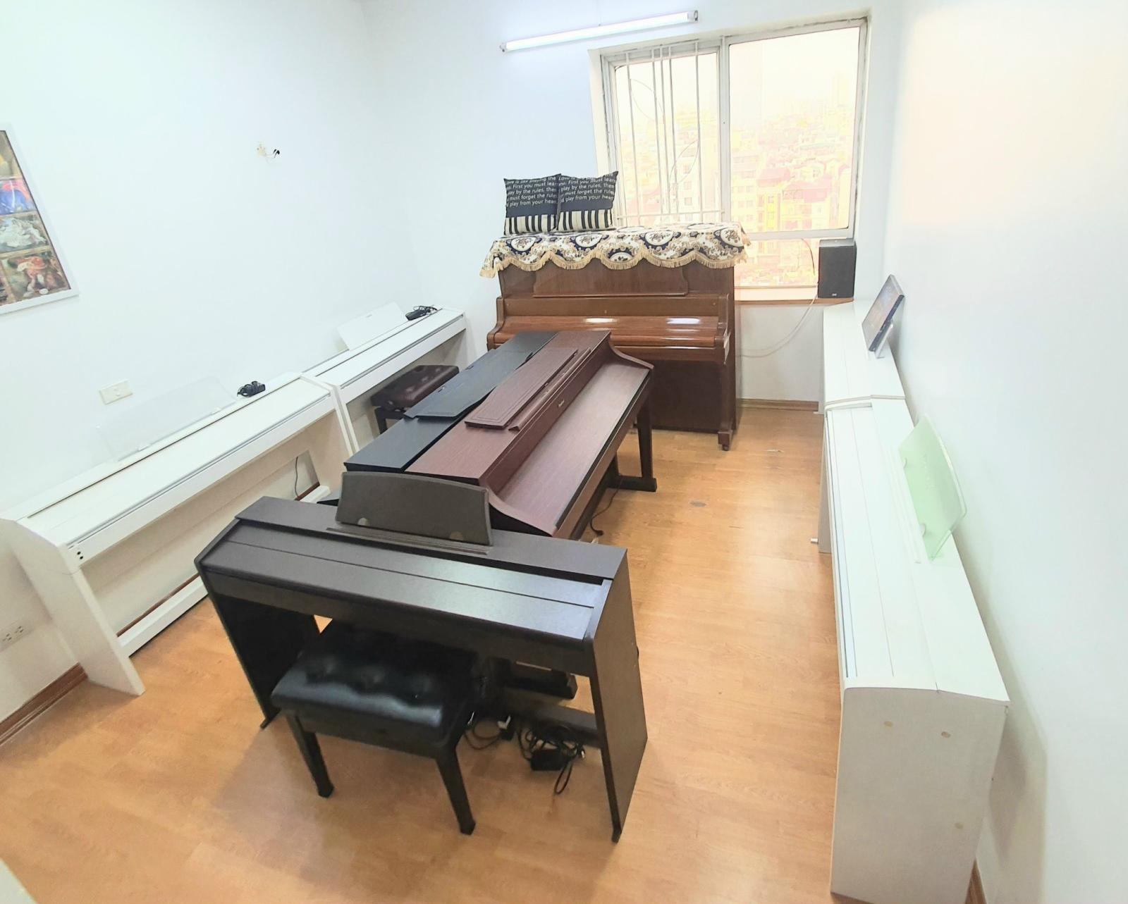 Bán CHCC N09B2 KĐT Dịch Vọng, căn góc VIP nhất tòa 170m 4PN 3 ban công hướng Đ-N-B view công viên 1030536