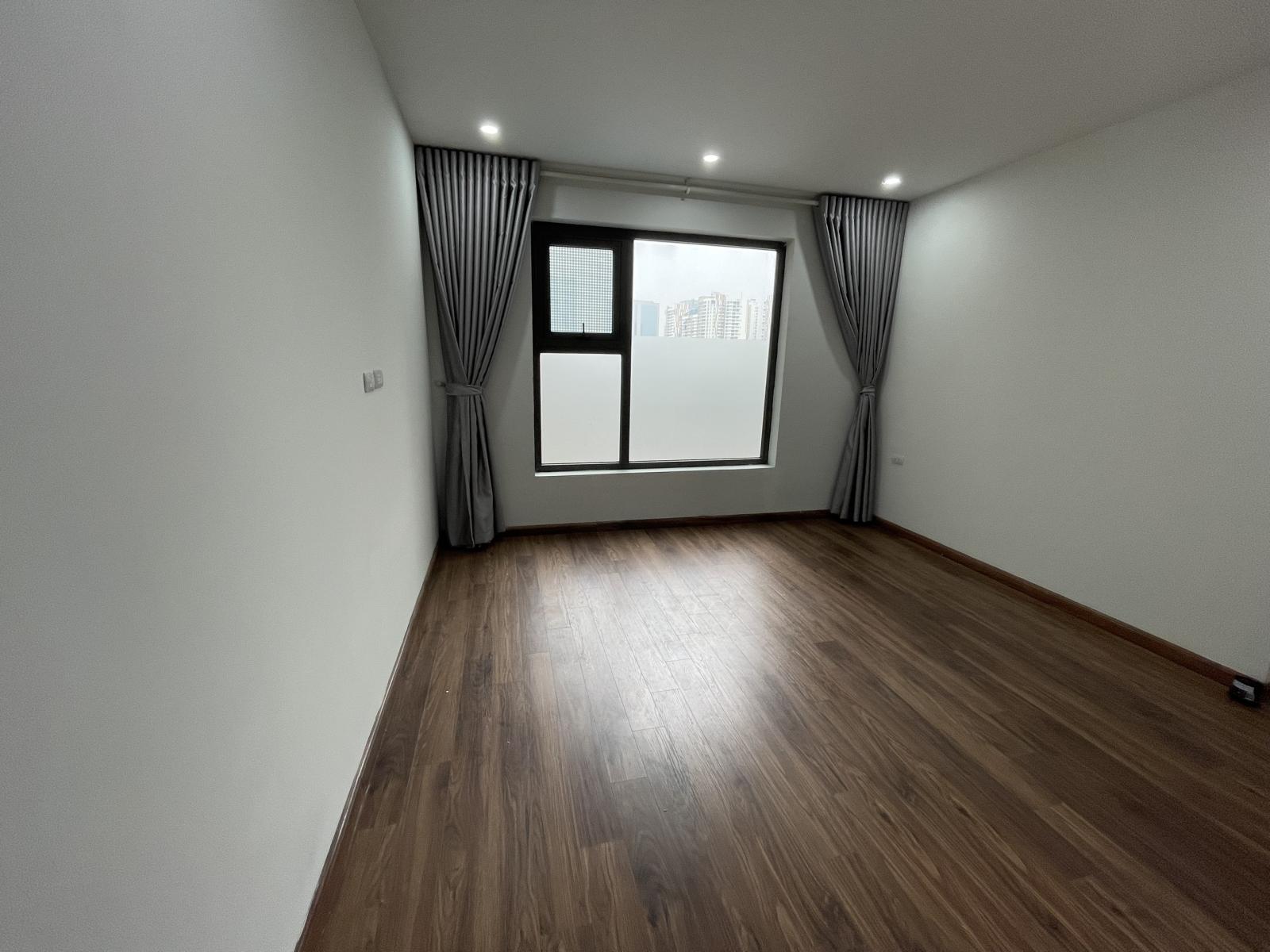 Cho thuê Chung cư Ban Cơ Yếu Chính Phủ Lê Văn Lương 120m ,3 phòng ngủ đồ cơ bản giá 14 triệu/tháng 301948