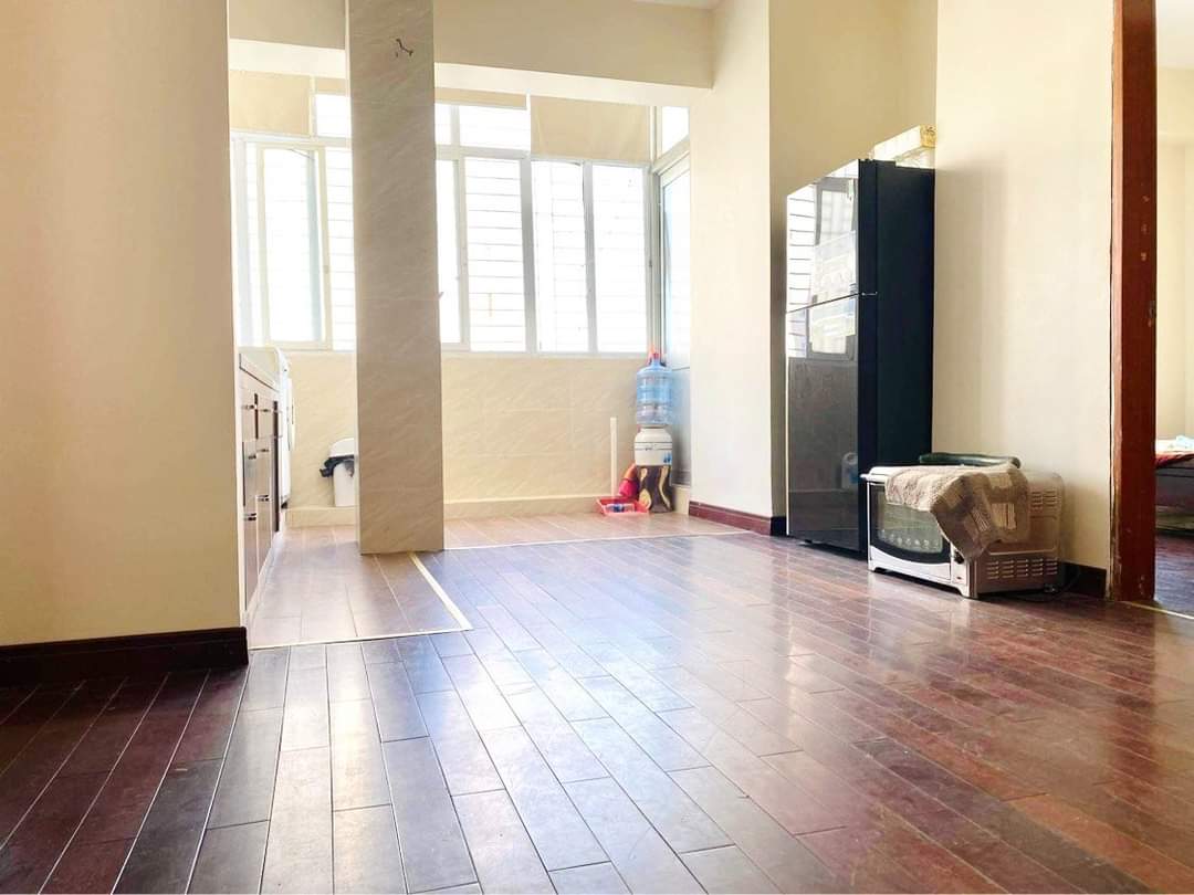 cho thuê chung cư B11 Nam Trung Yên, 70m, 2 phòng ngủ đồ cơ bản 8,5 triệu/tháng 1031463
