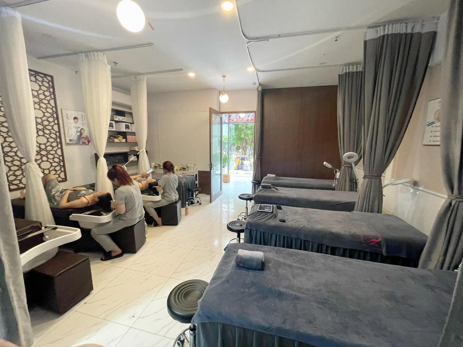 Do mình có 3 cơ sở và không quản lý được nên cần sang nhượng spa tại Vinhomes Smart C 1035523