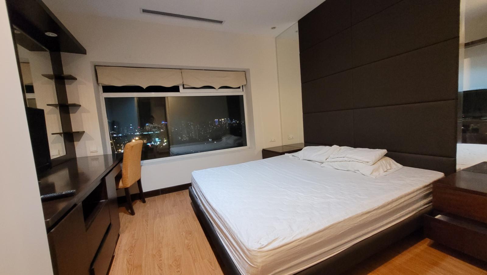 Cho thuê căn 2 ngủ chung cư cao cấp Hòa Bình Green ngõ 376 đường Bưởi, Ba Đình,70m2 full nội thất   1036684