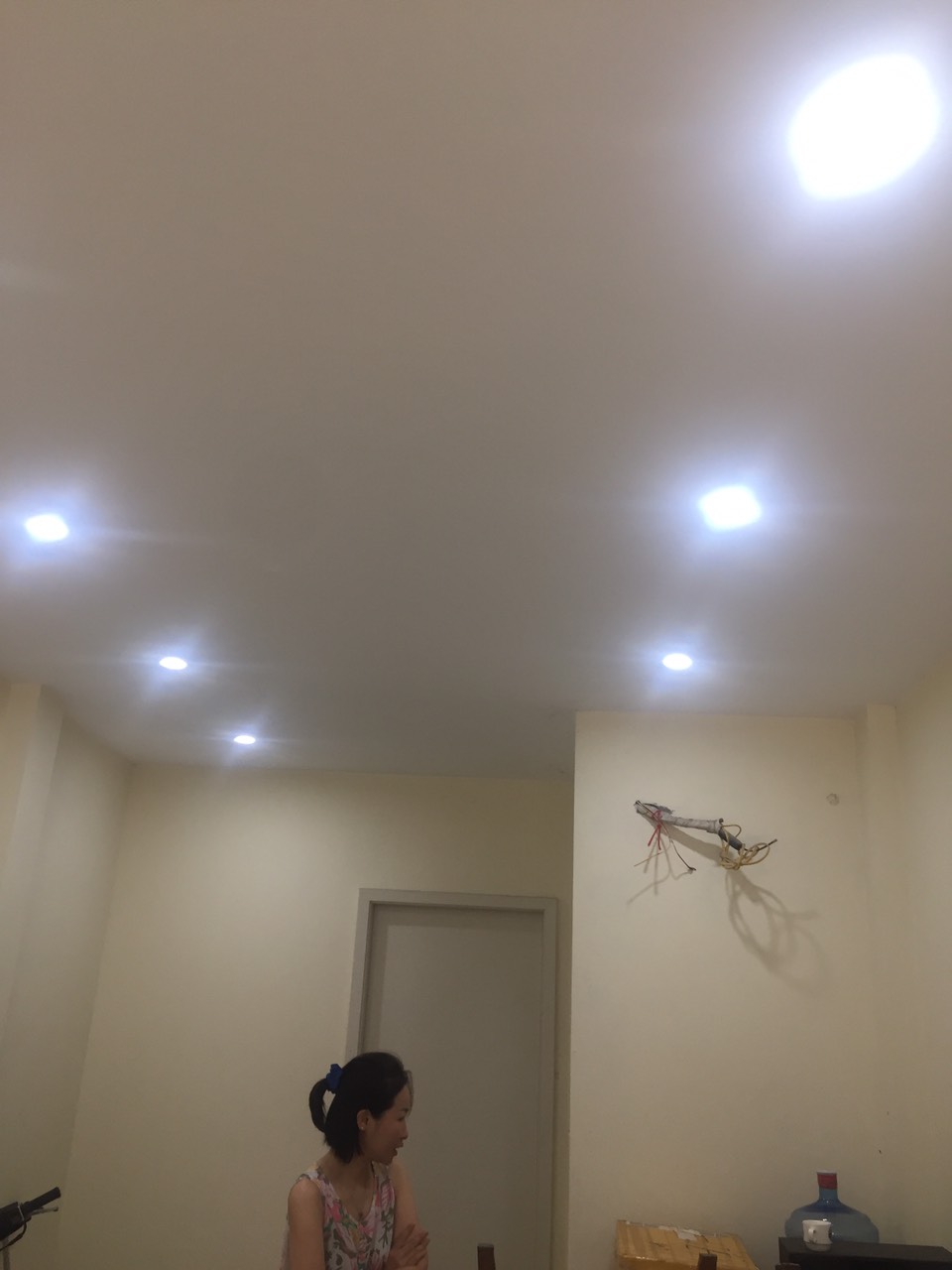 Cho thuê MBKD mặt ngõ 135 Phố Đội Cấn, Ba Đình. Khu vực sầm uất kinh doanh đỉnh. Chỉ 8tr
 1041497