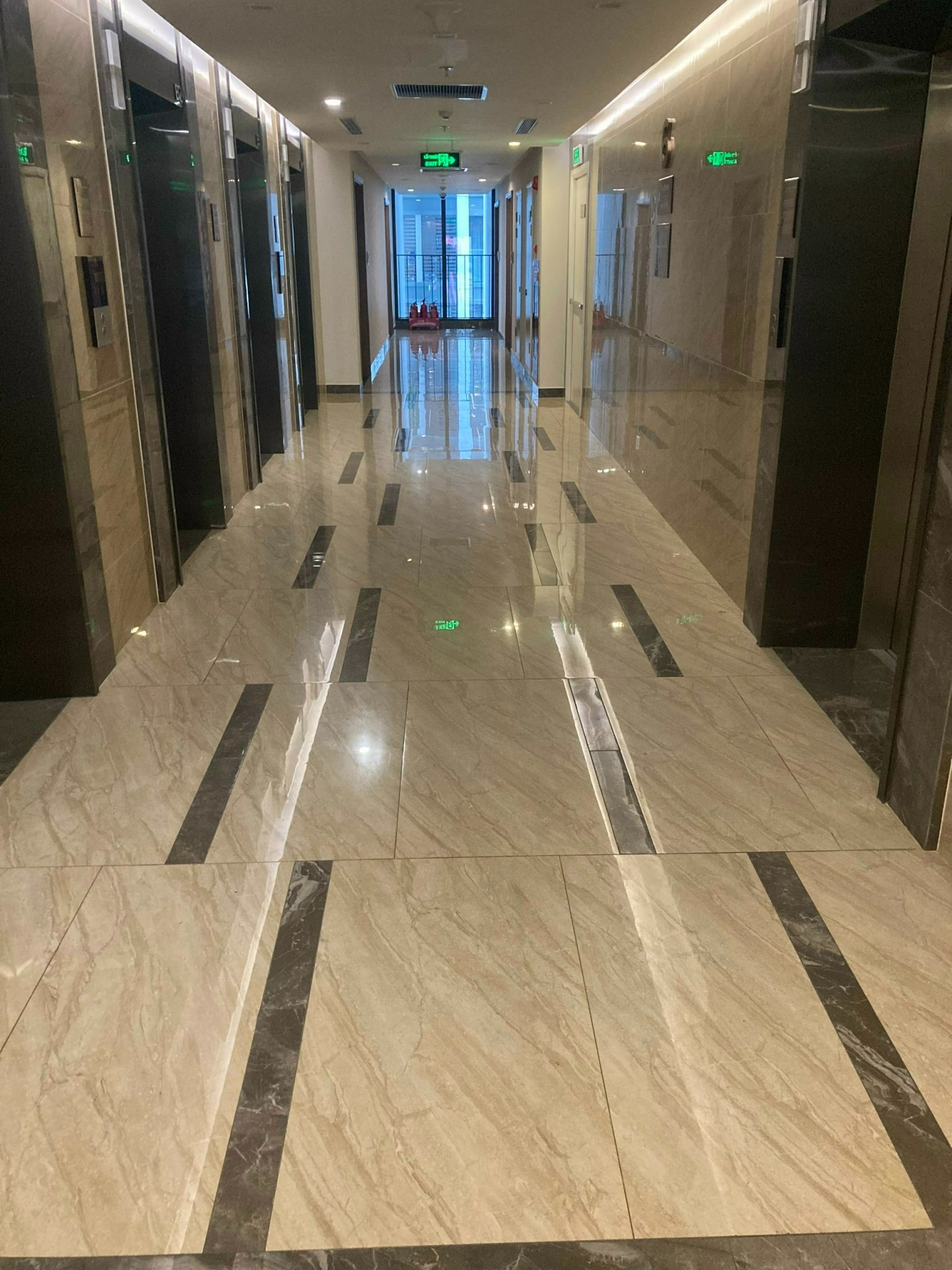Cho thuê căn hộ cao cấp tại chung cư Vinhome metropolis M3  29 Liễu Giai
 1041983