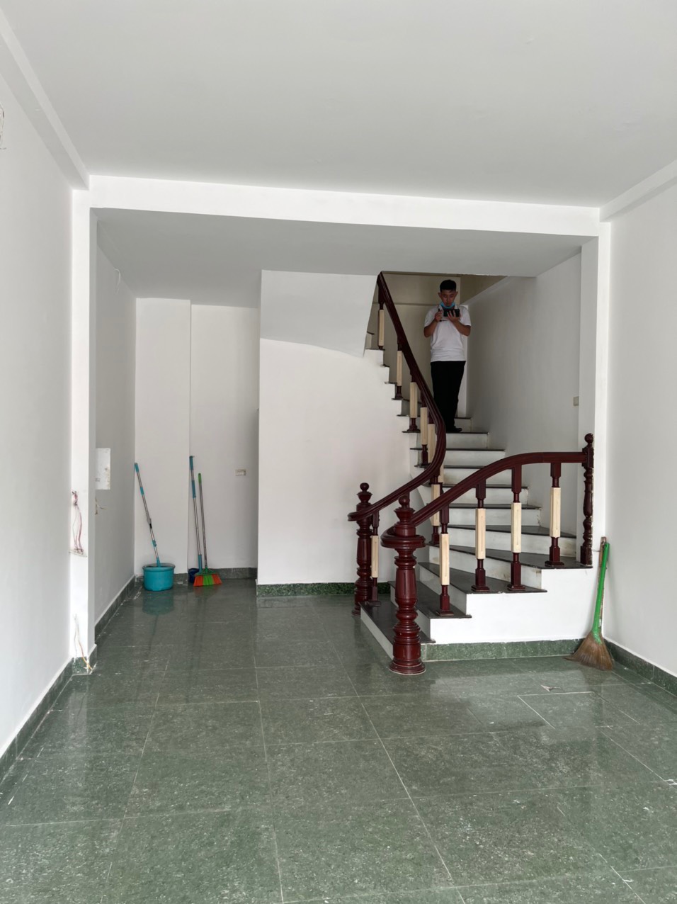 Cần cho thuê nhà số 59 mặt đường Hoàng Quốc Việt 1044489