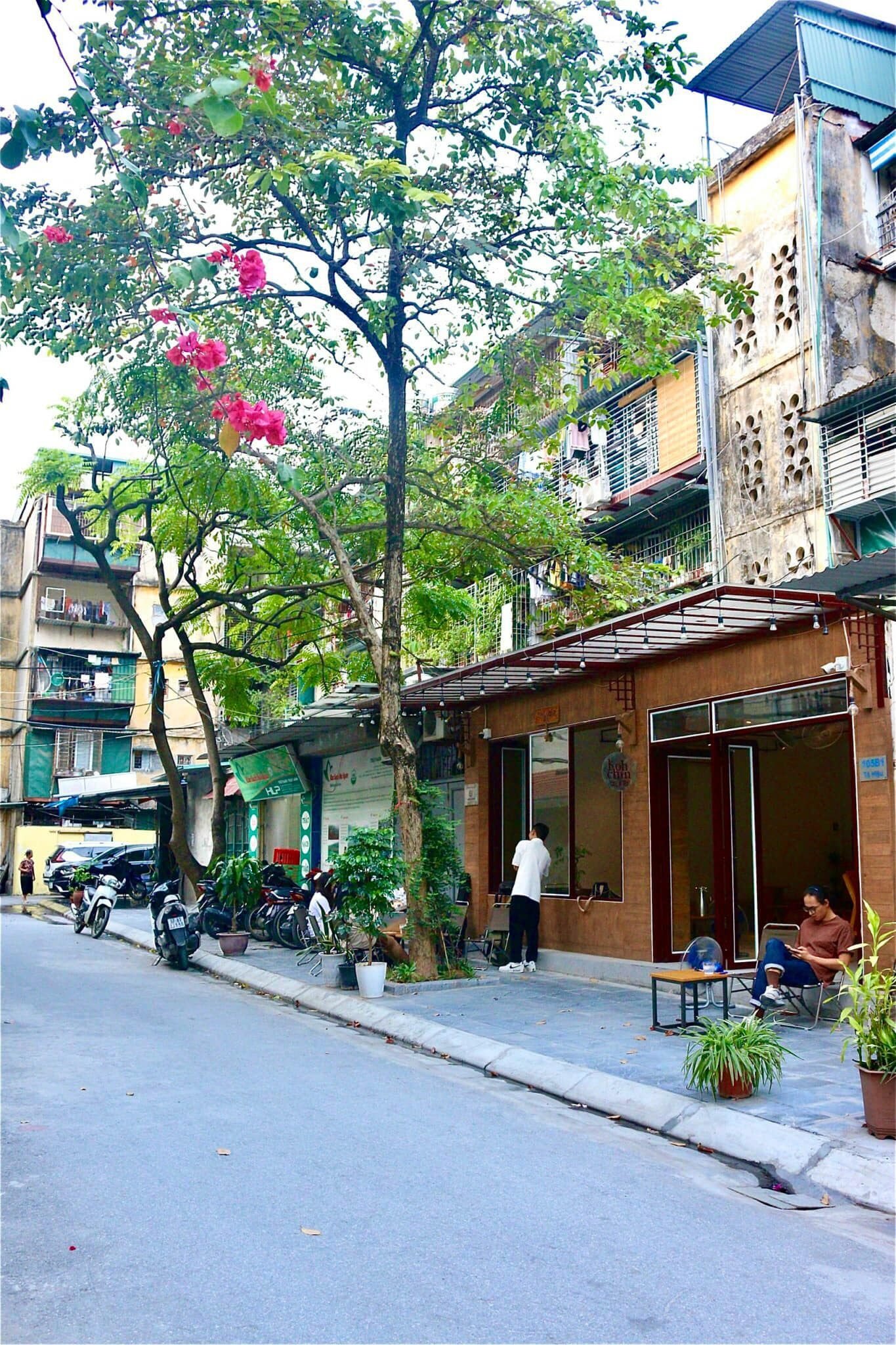 CẦN SANG LẠI QUÁN CÀ PHÊ * ĐỊA CHỈ; 105b1 tô hiệu nhỏ nghĩa tân 1048052