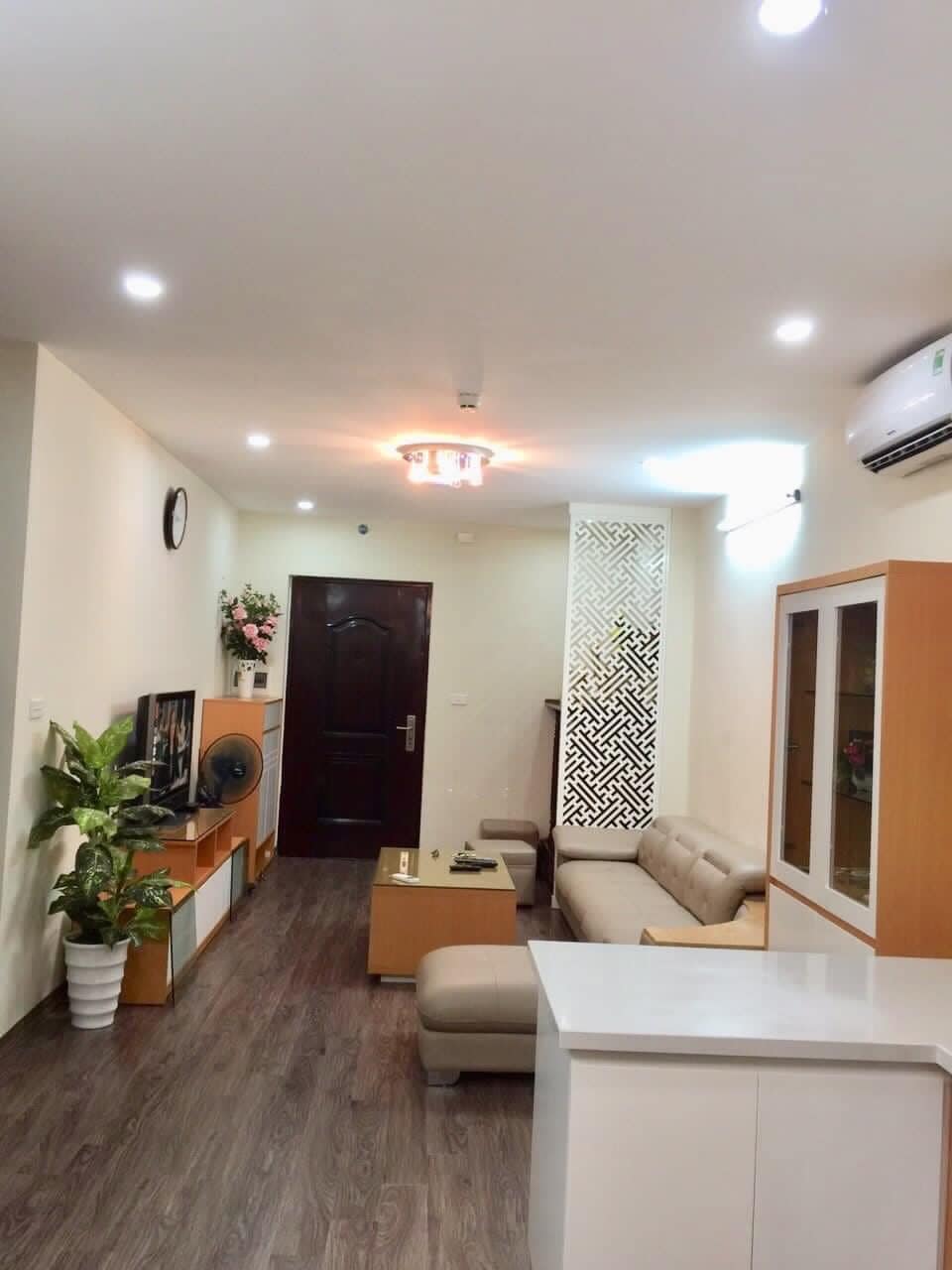 Cho thuê căn 2PN 70m2 chung cư Helios 75 Tam Trinh full đồ 1053094