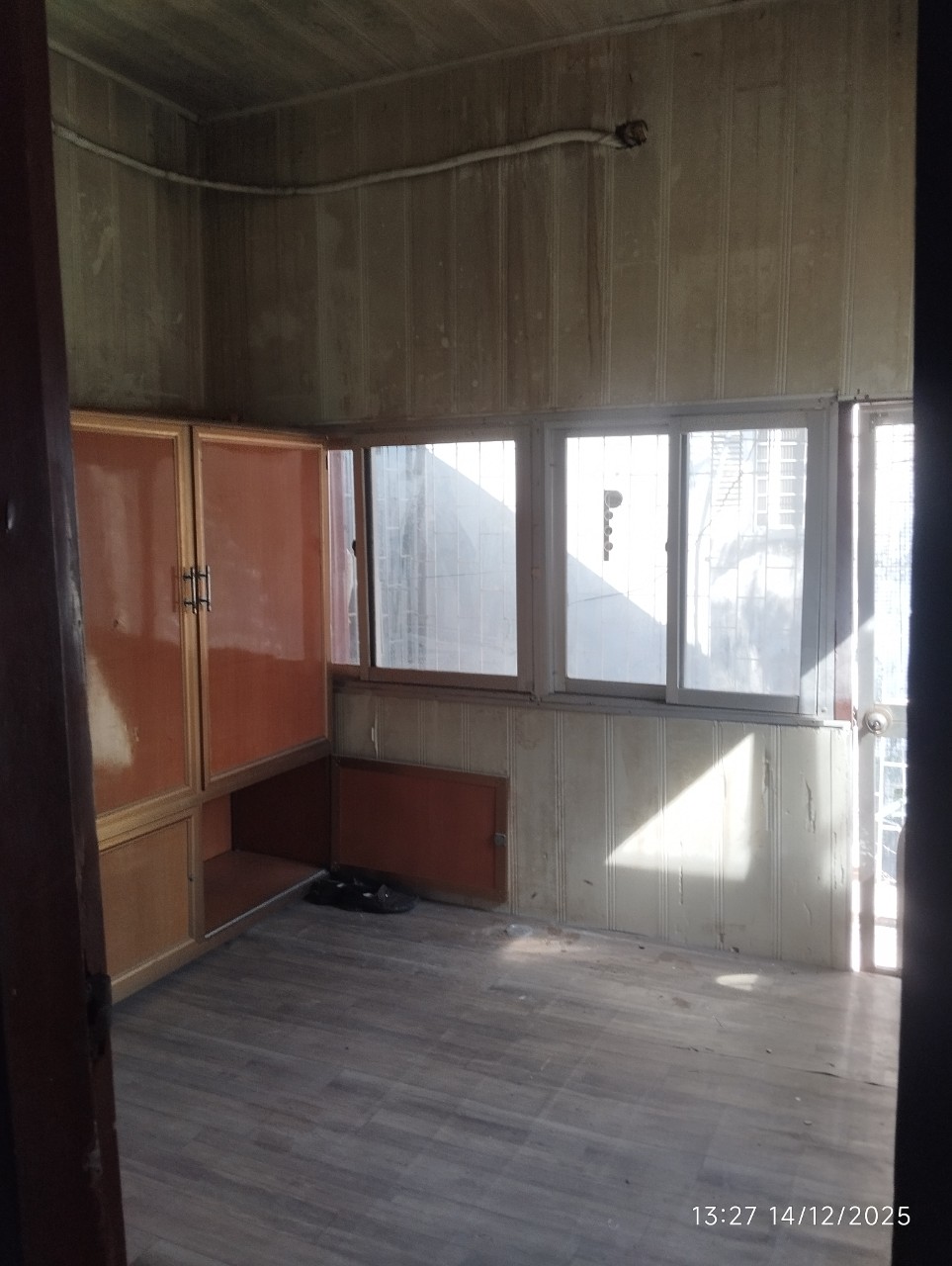 Cho thuê căn hộ tập thể tại 17 ngõ 563 Giải Phóng, Hoàng Mai. 1104950