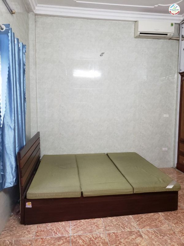 Chính chủ cho thuê nhà nguyên căn 3 tầng, phường Vĩnh Hưng, HN 1105030