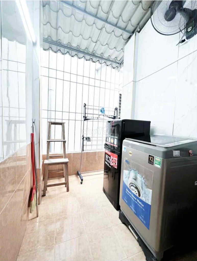 Cho thuê nhà nguyên căn diện tích 10m2 x 4 tầng + 1 tum Phố Yên Lãng - phường Đống Đa. 1105545