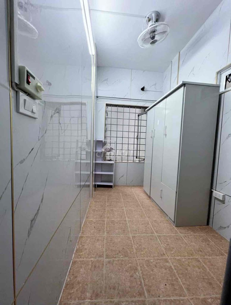 Cho thuê nhà nguyên căn diện tích 10m2 x 4 tầng + 1 tum Phố Yên Lãng - phường Đống Đa. 1105546