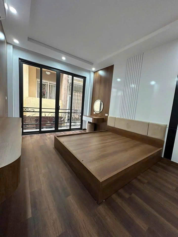 Cho thuê nhà nguyên căn  120M2 – 2 NGỦ RỘNG  đường Nguyễn Đức Cảnh 1105736