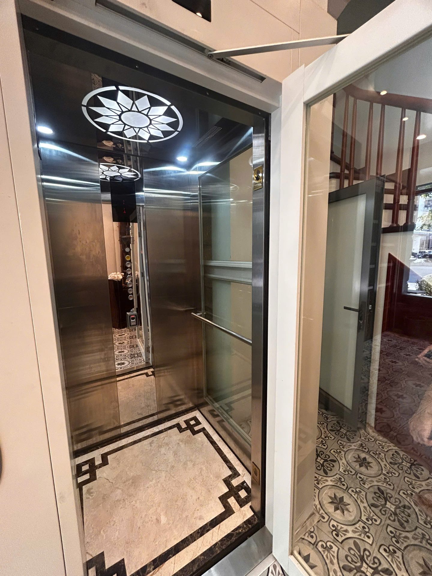 Nhà riêng (MBKD) - 36m2 - 3 ngủ - Minh Khai 1105741