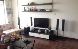 Cho thuê căn hộ 165 Thái Hà, DT 110m2, 3 phòng ngủ, đủ đồ, giá: 12 tr/th. LH 0936 381 602