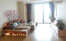 Cho thuê căn hộ chung cư 27 Huỳnh Thúc Kháng, view hồ, nhà thoáng 