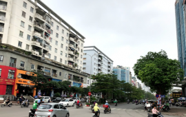 Cho thuê căn hộ chung cư D5 Trần Thái Tông, Dịch Vọng, 2 ngủ 80m2 full đồ 10,5 triệu/tháng