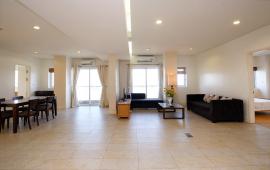 Cho thuê căn hộ Golden Westlake Thụy Khuê, 255m2 5 phòng ngủ .nội thất sang trọng, nhà cực rộng, view đẹp, có ảnh thật