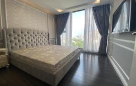 CHO THUÊ GẤP CĂN HỘ. 3 NGỦ. VINHOMES METROPOLIS ĐỦ ĐỒ NHẬP KHẨU ĐẸP, VÀO Ở NGAY