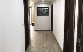 Cho thuê căn hộ 105m2 dự án Tân Hoàng Minh - Quảng An, 3 ngủ, nội thất cao cấp, đang trống